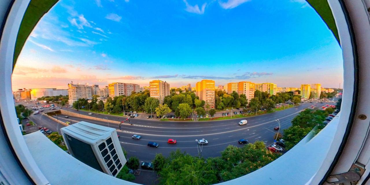 Modern 1 Bedroom In Center! Bucarest